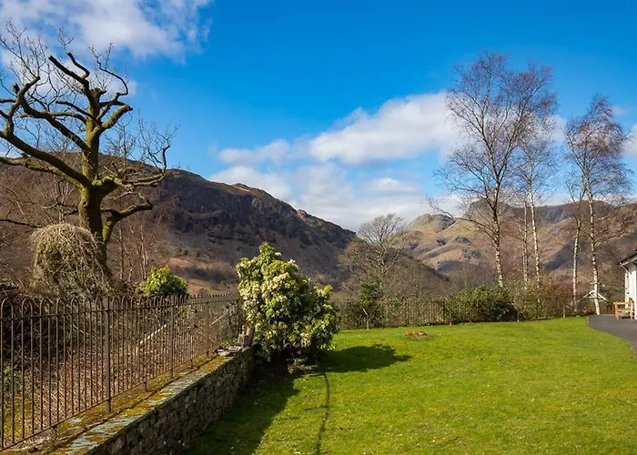 Lingmoor View